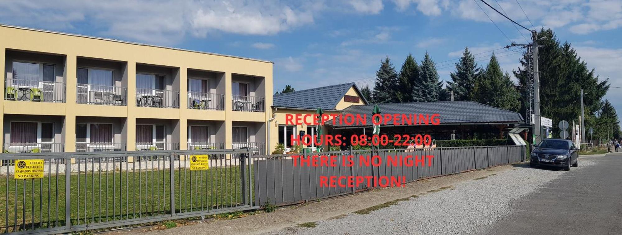 Grill Terasz Étterem és Szálláshely Mezőkövesd Exterior foto